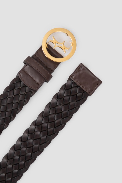 Товар коричневого цвета с внутренней стороны