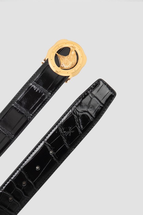 Товар черного цвета с внутренней стороны