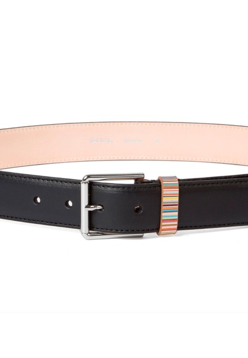 Товар черного цвета с внутренней стороны