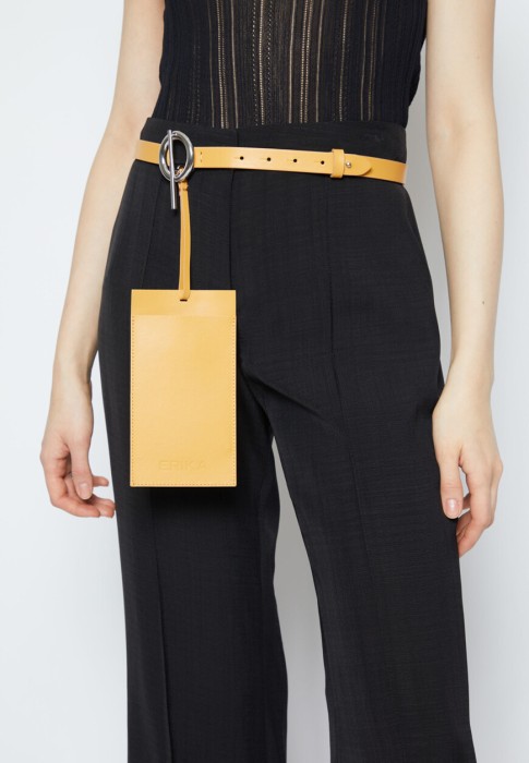 ремень  из проверенных материалов спереди