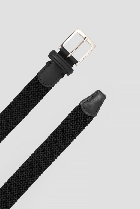 Товар черного цвета с внутренней стороны