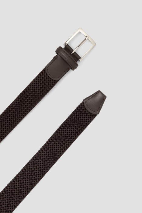 Товар коричневого цвета с внутренней стороны