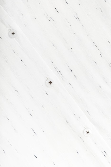 Товар кремового цвета с внутренней стороны