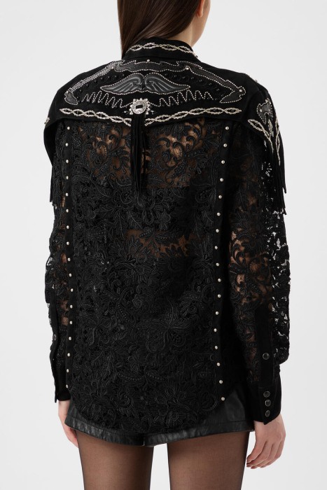 рубашка  с вышивкой из франции вид сбоку