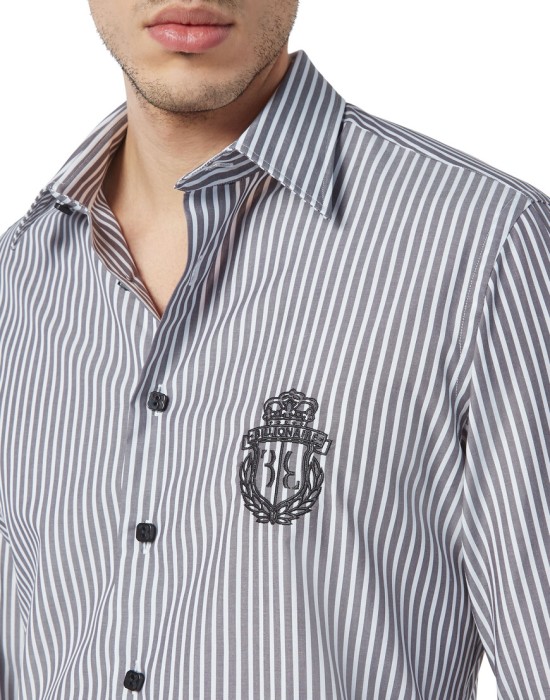 рубашка  из италии вид сбоку