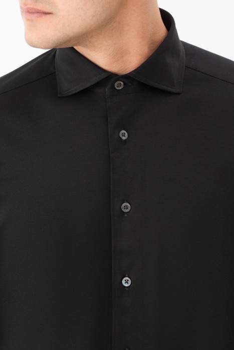 рубашка  из италии вид сбоку