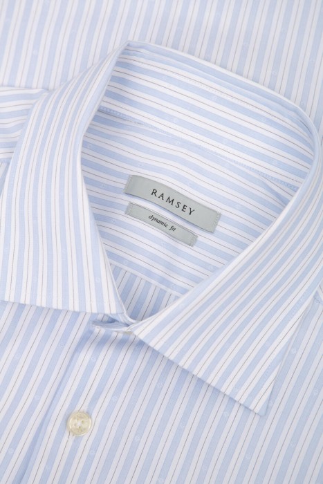 Товар белого цвета с внутренней стороны