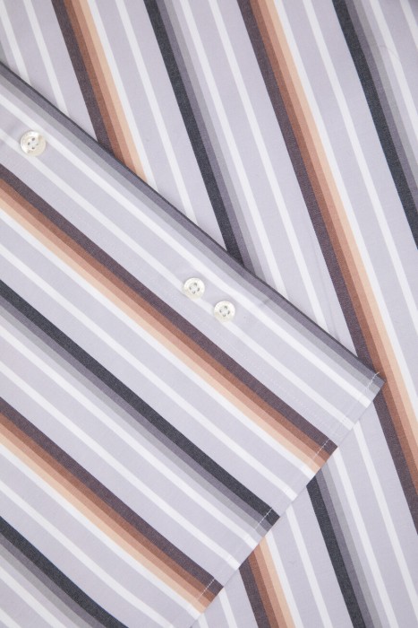 Товар коричневого цвета с внутренней стороны