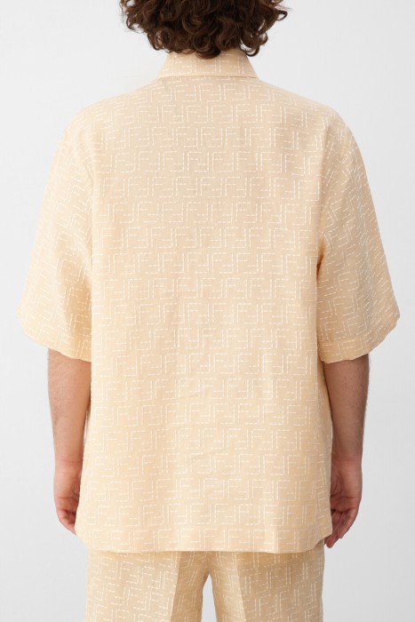 рубашка  по цене 99900 руб вид справа