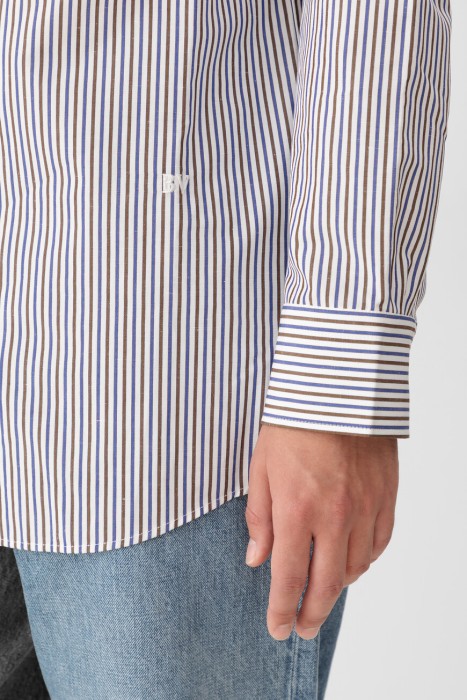 Товар разноцветного цвета с внутренней стороны