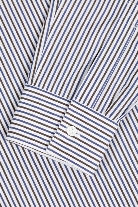 рубашка  универсального стиля с лицевой стороны