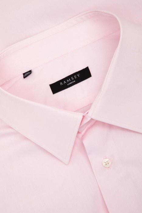 Товар розового цвета с внутренней стороны