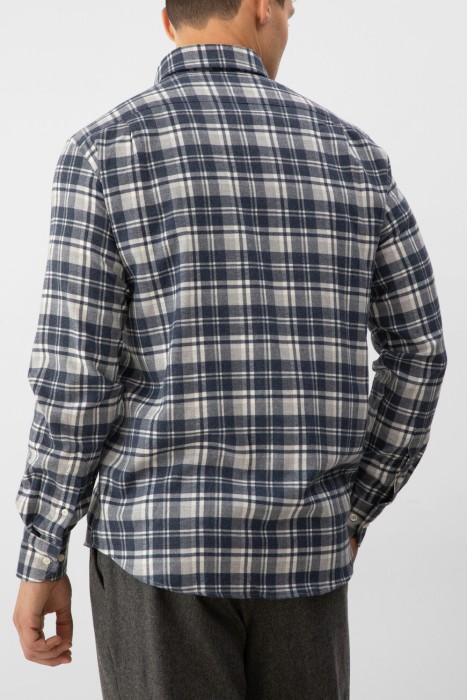 рубашка  по цене 24300 руб вид справа