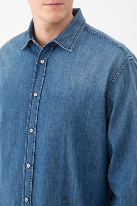 рубашка  из италии вид сбоку