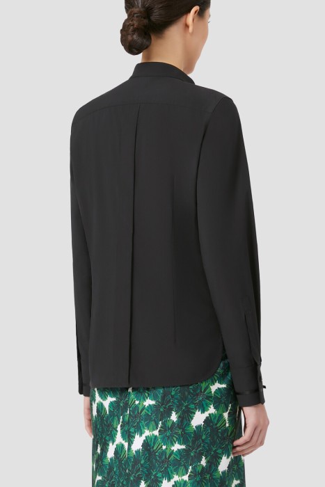 рубашка  по цене 37800 руб вид справа