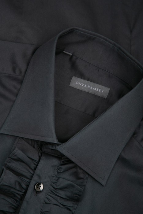 Товар черного цвета с внутренней стороны