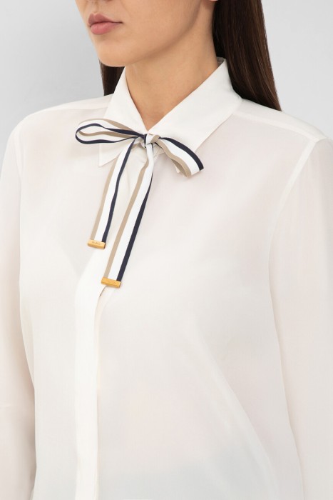 рубашка  из италии вид сбоку