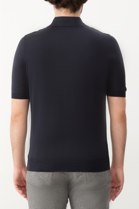 рубашка  по цене 93600 руб вид справа