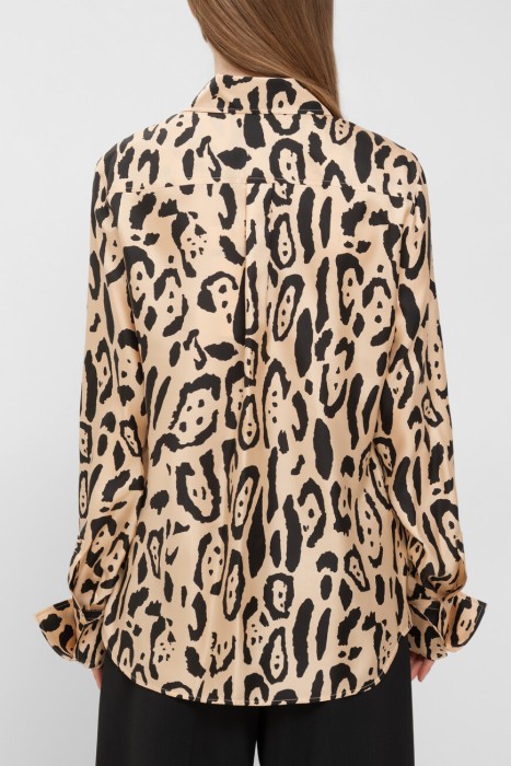 рубашка  по цене 26600 руб вид справа