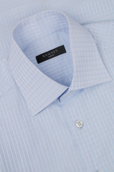 Товар голубого цвета с внутренней стороны