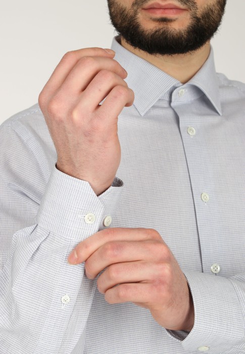 Товар голубого цвета с внутренней стороны