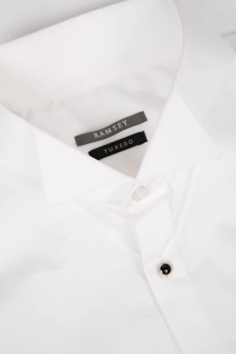 Товар белого цвета с внутренней стороны