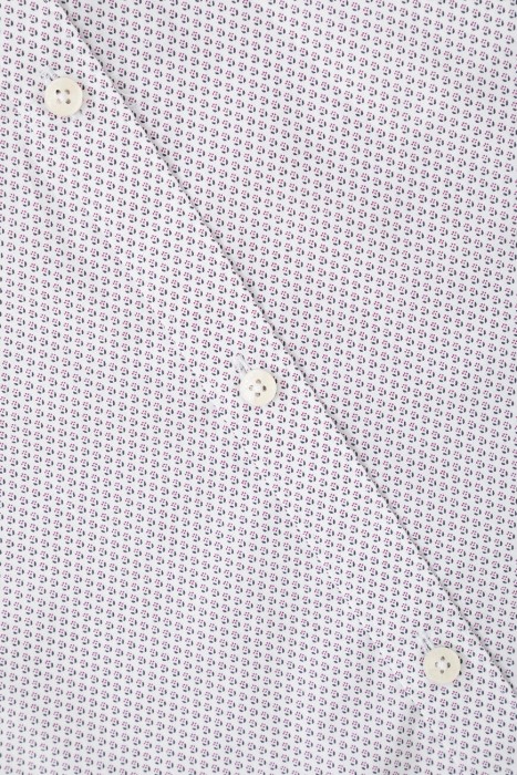 Товар белого цвета с внутренней стороны