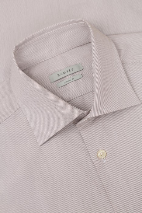 Товар коричневого цвета с внутренней стороны