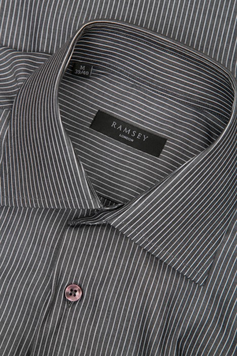 Товар серого цвета с внутренней стороны