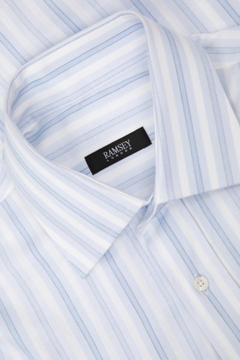 Товар голубого цвета с внутренней стороны