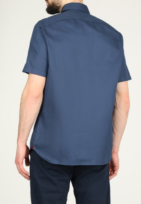 рубашка  из италии вид сбоку