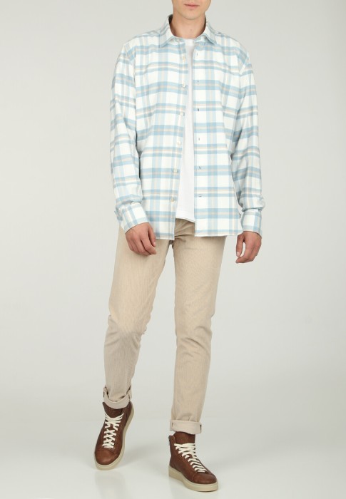 рубашка  из италии вид сбоку