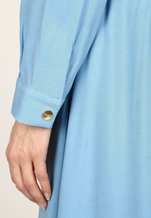 Товар синего цвета с внутренней стороны