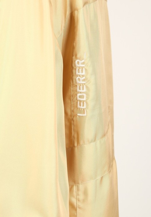 Продукция для женщин фото