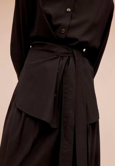 рубашка  из италии вид сбоку