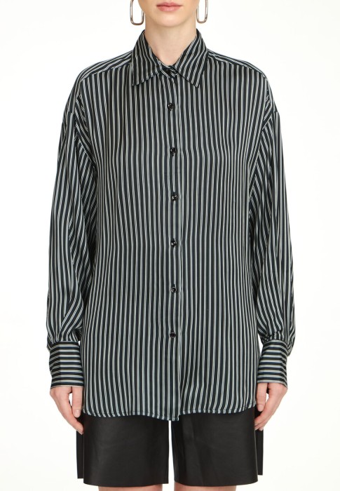 рубашка  из проверенных материалов спереди