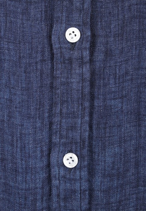 Товар синего цвета с внутренней стороны