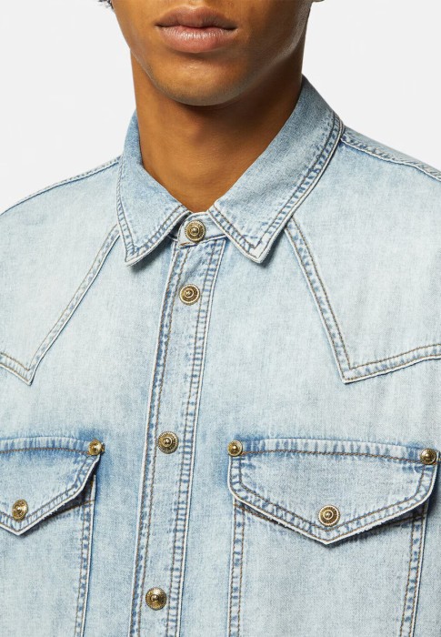 рубашка  из италии вид сбоку