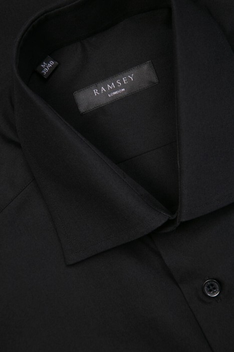 Товар черного цвета с внутренней стороны