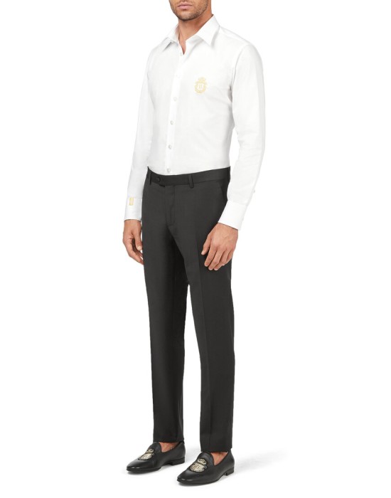 Товар белого цвета с внутренней стороны