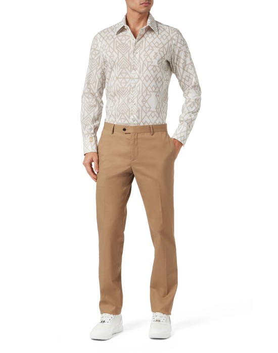 Товар белого цвета с внутренней стороны