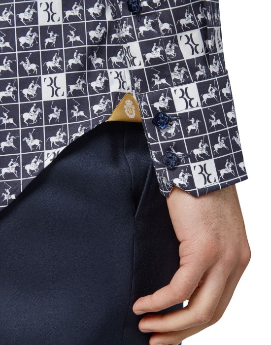 рубашка  из проверенных материалов спереди