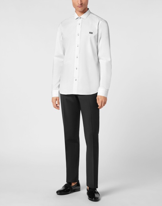 Товар белого цвета с внутренней стороны