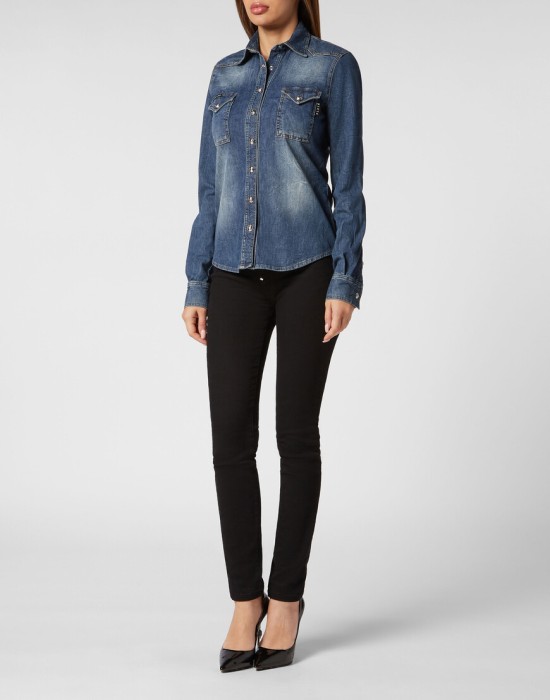 Товар голубого цвета с внутренней стороны