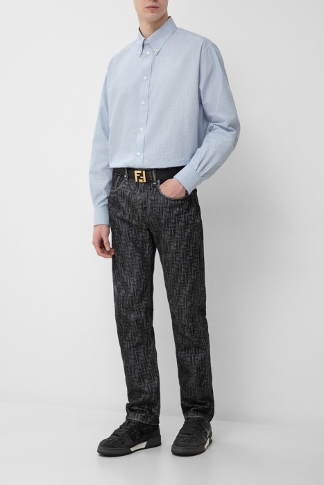 Товар голубого цвета с внутренней стороны