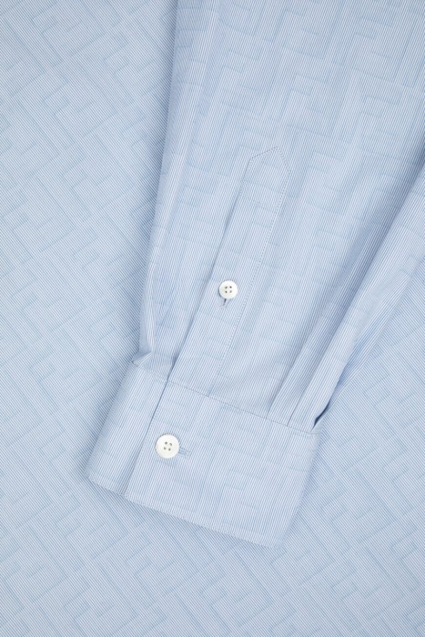 рубашка  универсального стиля с лицевой стороны