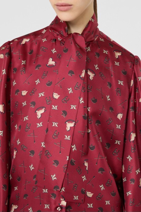 рубашка  из италии вид сбоку