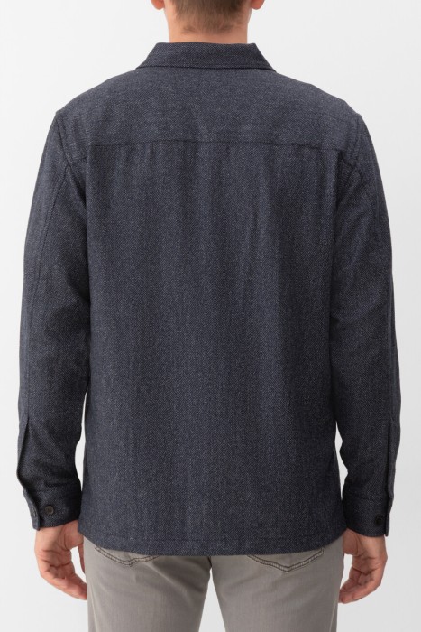 рубашка  по цене 65725 руб вид справа