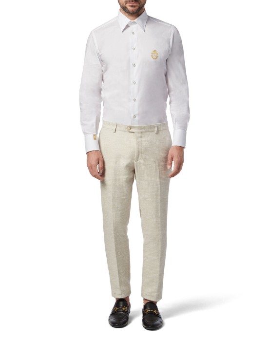 Товар белого цвета с внутренней стороны