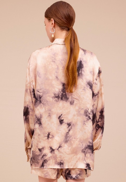 рубашка  из италии вид сбоку